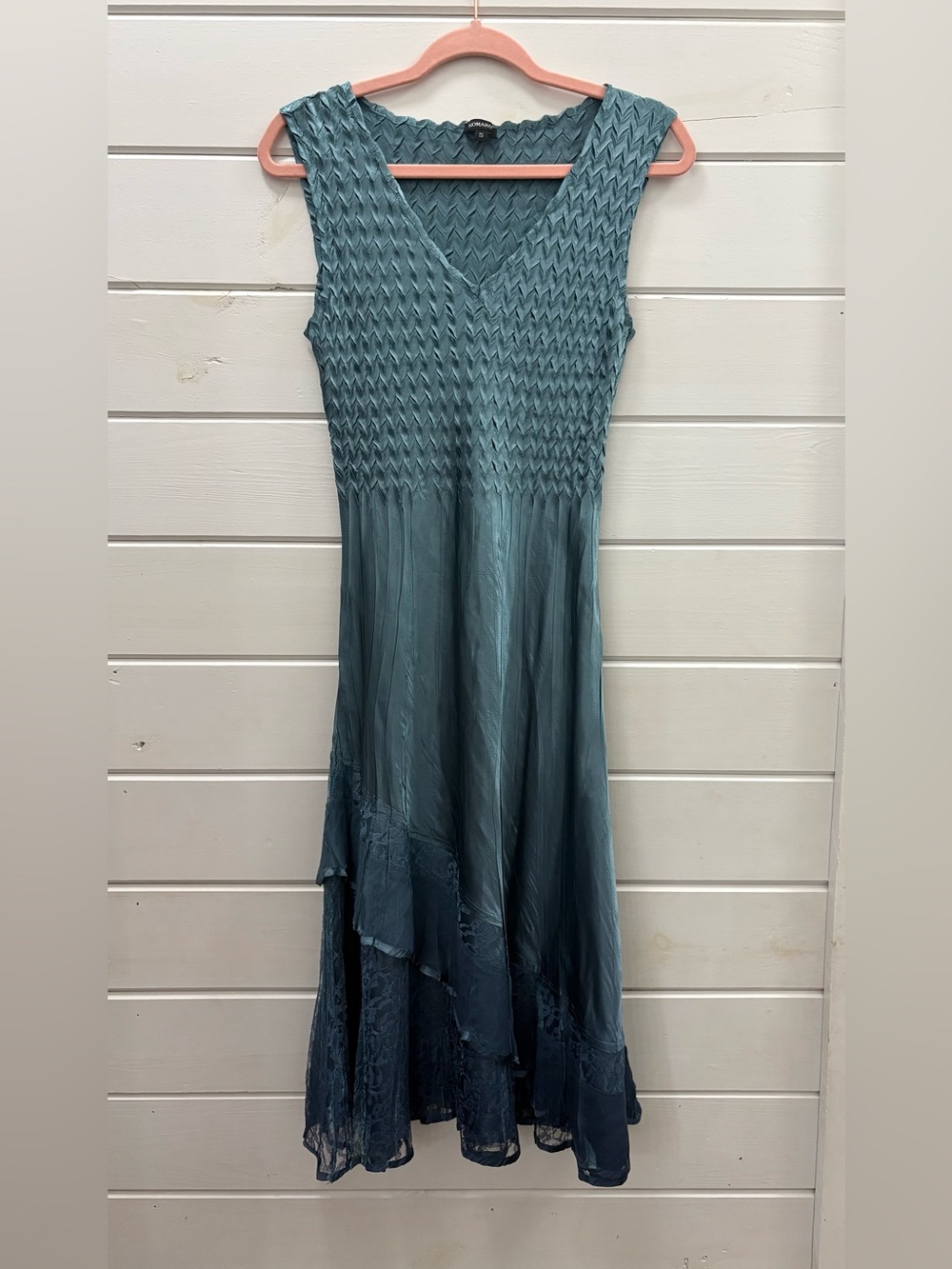 Komarov Blue Charcoal Pleated Crinkle Fabric Tiered Midi Dress with Lace Hem